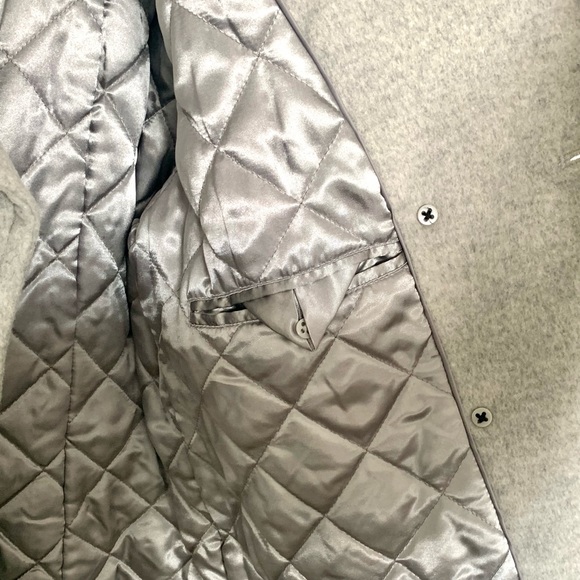 Lands’ End women’s gray wool pea coat - Picture 4 of 4